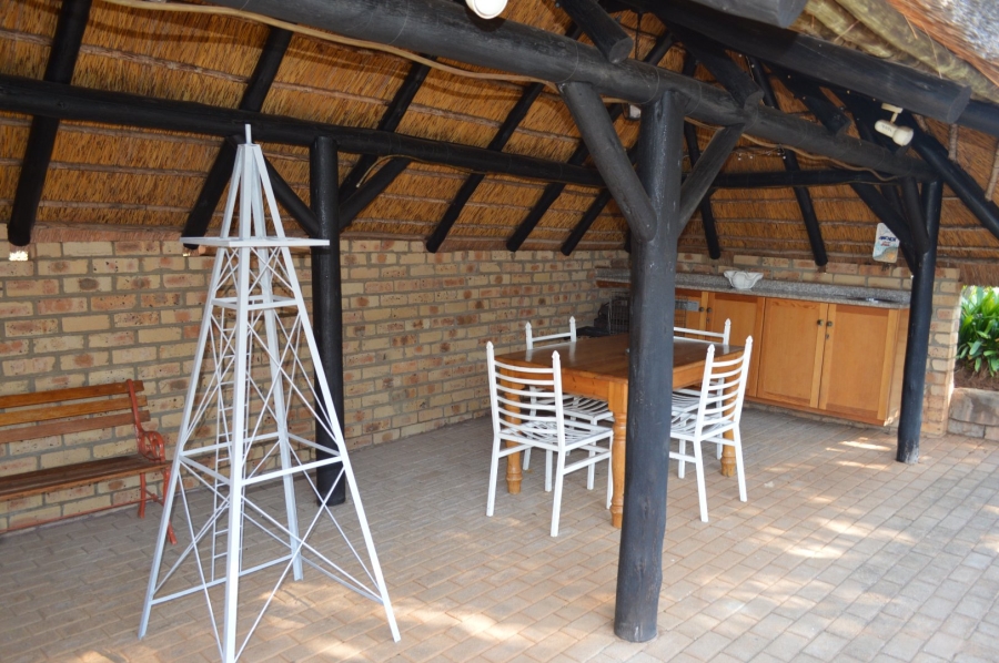 3 Bedroom Property for Sale in Wilkoppies North West
